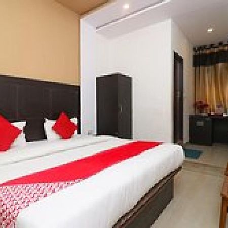 Capital O Hotel Surya Continental 러크나우 외부 사진