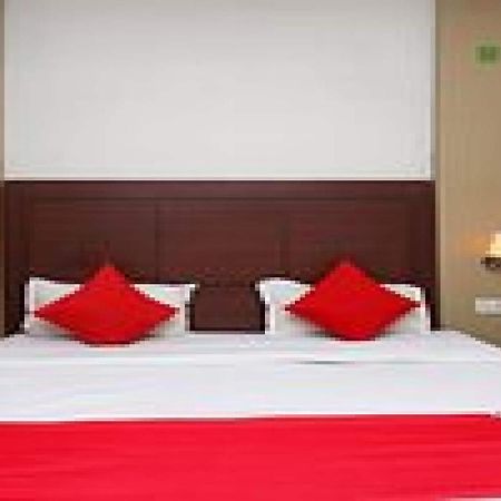 Capital O Hotel Surya Continental 러크나우 외부 사진